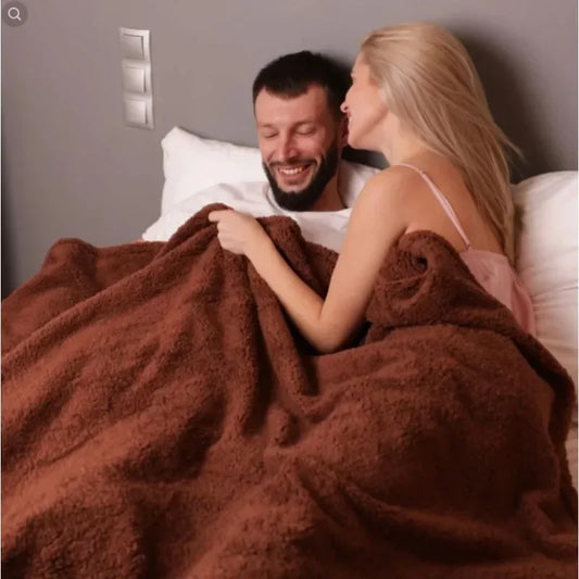 Romantic Couple Blanket – Cozy King Size Winter Warmth